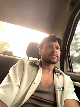 Snapshot of haku_kanjy chatting on 10-31-25, 12:28 haku kanjy online show from 10-31-25, 12:28