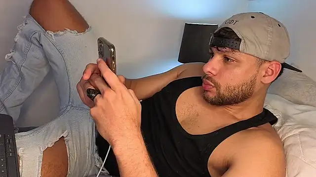 Snapshot of haku_kanjy chatting on 11-08-25, 01:17 haku kanjy online show from 11-08-25, 01:17