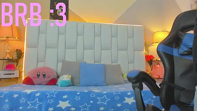 Snapshot of cherryboom23 chatting on 10-16-25, 07:04 cherryboom23 online show from 10-16-25, 07:04