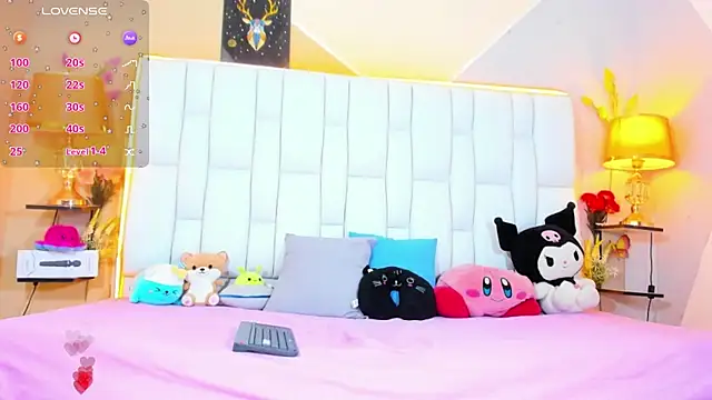 Snapshot of cherryboom23 chatting on 11-17-25, 06:35 cherryboom23 online show from 11-17-25, 06:35