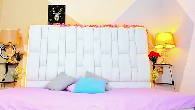 Snapshot of cherryboom23 chatting on 11-30-25, 04:00 cherryboom23 online show from 11-30-25, 04:00