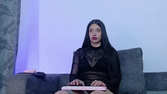 Snapshot of Misscarolsph chatting on 03-10-26, 08:25 Misscarolsph online show from 03-10-26, 08:25