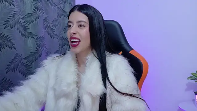 Misscarolsph online show from 06-14-26, 09:17