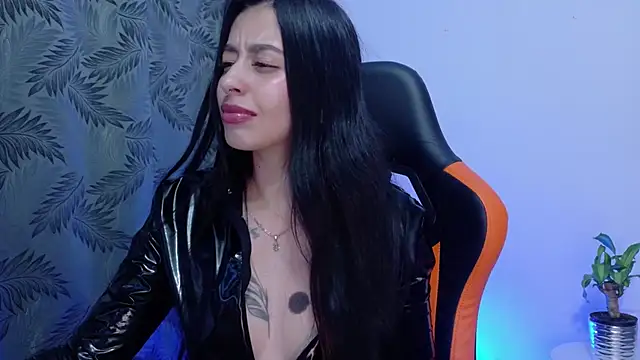 Misscarolsph online show from 07-05-26, 04:19