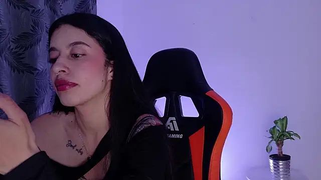 Misscarolsph online show from 07-07-26, 11:20