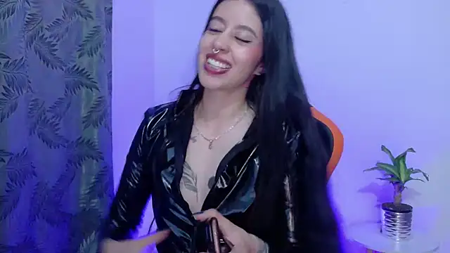 Misscarolsph online show from 07-11-26, 08:22