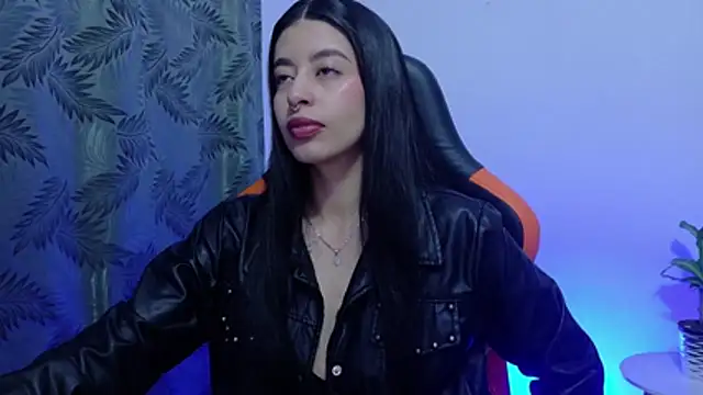 Misscarolsph online show from 07-25-26, 04:15