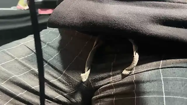 Snapshot of Max_965 chatting on 12-03-25, 10:19 Max 965 online show from 12-03-25, 10:19