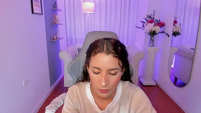 hanna mils online show from 06-05-26, 03:24