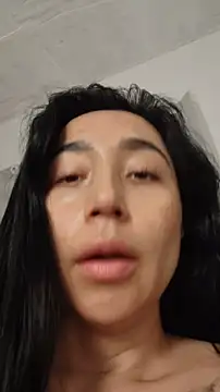 Elowyn online show from 11-26-25, 10:33