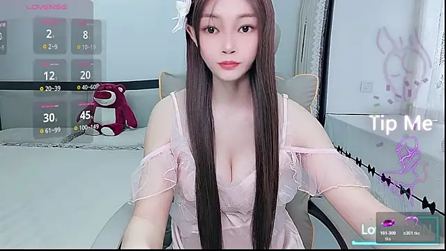 Snapshot of susu66888 chatting on 06-19-26, 02:16 susu66888 online show from 06-19-26, 02:16