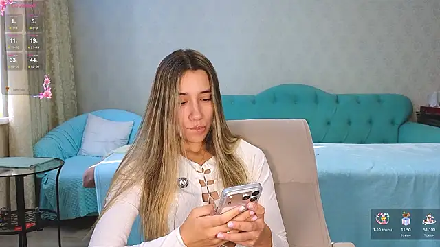 Snapshot of hot_ass_18 chatting on 03-11-26, 04:18 hot ass 18 online show from 03-11-26, 04:18