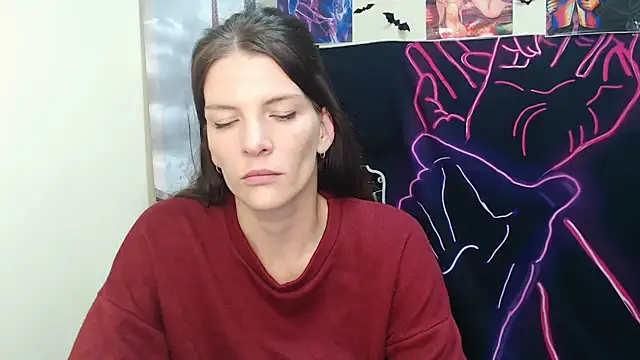 Snapshot of VanessaRey_ chatting on 09-22-25, 06:26 VanessaRey online show from 09-22-25, 06:26