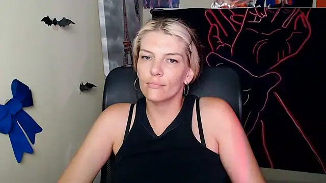 VanessaRey  online show from 07-20-26, 10:39