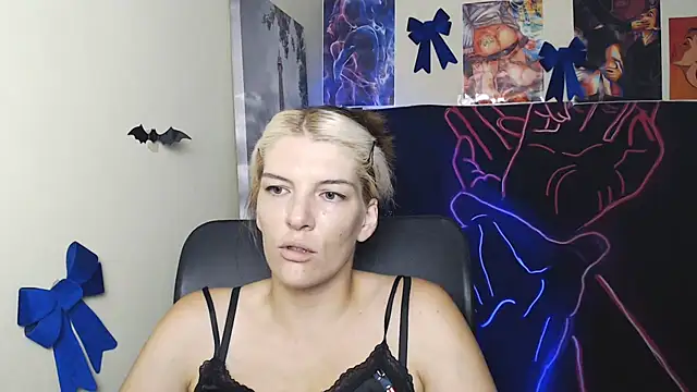 VanessaRey  online show from 08-03-26, 06:34