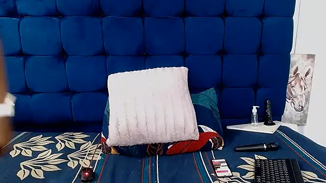 AriesCake online show from 03-18-26, 02:53