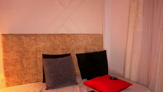 angelinarouse  online show from 04-16-26, 03:29