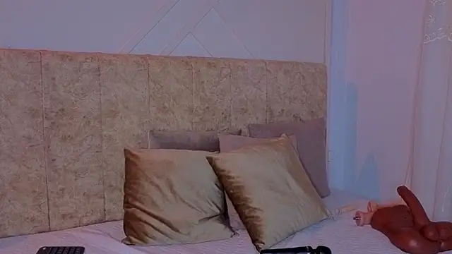 angelinarouse  online show from 06-13-26, 03:15