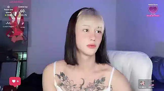 Snapshot of Rainbow-sweet chatting on 03-20-25, 11:02 Rainbow-sweet online show from 03-20-25, 11:02