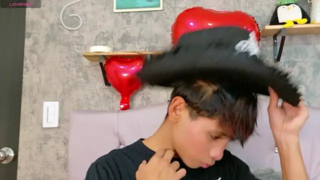 Ethan Westt online show from 02-17-26, 08:26