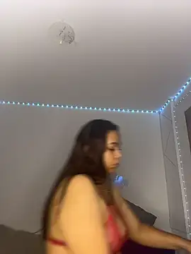 Snapshot of Deepika_padukoneNisha chatting on 12-19-25, 02:46 Deepika padukoneNisha online show from 12-19-25, 02:46