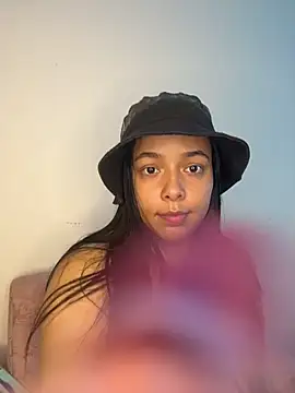 Snapshot of Deepika_padukoneNisha chatting on 01-14-26, 03:06 Deepika padukoneNisha online show from 01-14-26, 03:06