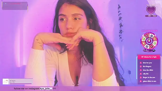 Snapshot of Gia_Blair chatting on 03-31-26, 08:31 Gia Blair online show from 03-31-26, 08:31