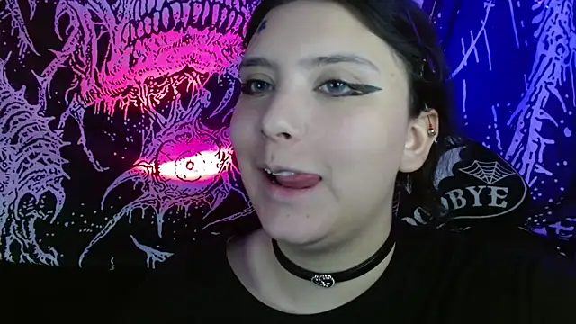 mikaskullcs online show from 09-24-25, 04:38