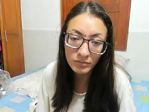 DulceXmile online show from 04-24-26, 04:31