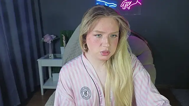 Jes Solar online show from 07-25-26, 03:53