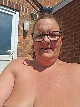 MissQueenBeex online show from 06-21-26, 10:18