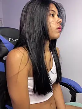 Snapshot of taimara_1 chatting on 03-21-25, 08:29 taimara 1 online show from 03-21-25, 08:29