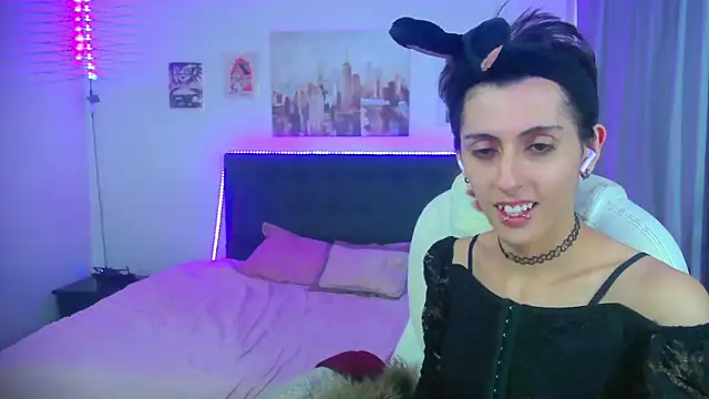 goth minerva online show from 04-14-26, 01:50