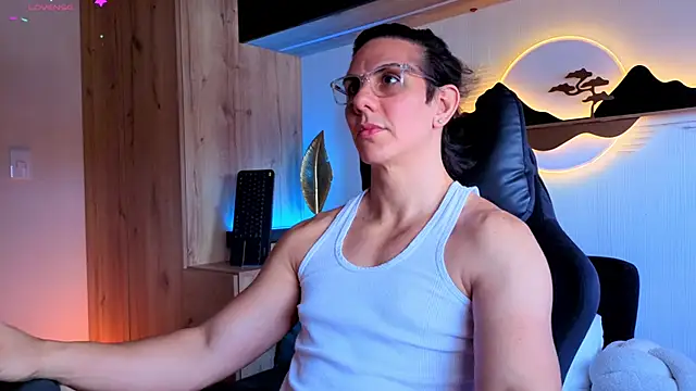 Snapshot of Almiboys chatting on 02-25-26, 07:34 Almiboys online show from 02-25-26, 07:34