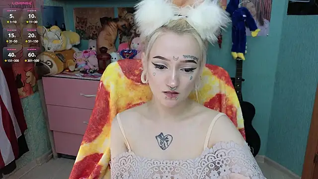 Manuela unicorn online show from 11-16-25, 08:03