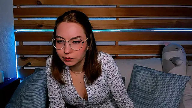 Snapshot of Lilo_Sims chatting on 03-21-25, 01:56 Lilo Sims online show from 03-21-25, 01:56