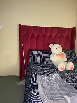 Snapshot of YummyMelanin117 chatting on 09-27-25, 09:42 YummyMelanin117 online show from 09-27-25, 09:42