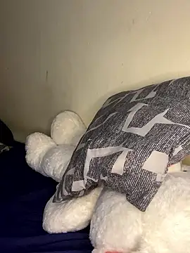 Snapshot of YummyMelanin117 chatting on 01-12-26, 10:37 YummyMelanin117 online show from 01-12-26, 10:37