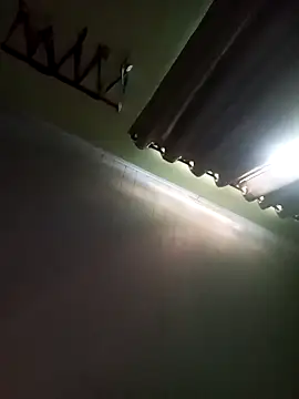 Snapshot of DrShocks chatting on 02-15-26, 02:14 DrShocks online show from 02-15-26, 02:14