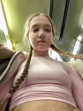 bambi lu online show from 11-28-25, 06:10