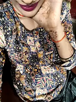 Eshwari Chopra online show from 10-13-25, 03:23