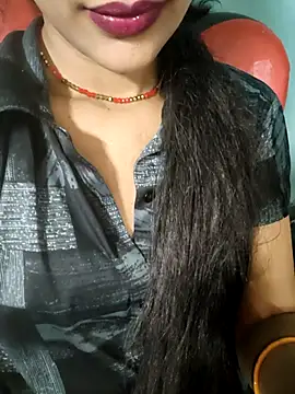 Eshwari Chopra online show from 04-28-26, 02:27