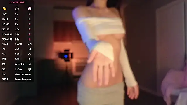 Snapshot of Ella_lee15 chatting on 09-11-25, 02:22 Ella lee15 online show from 09-11-25, 02:22