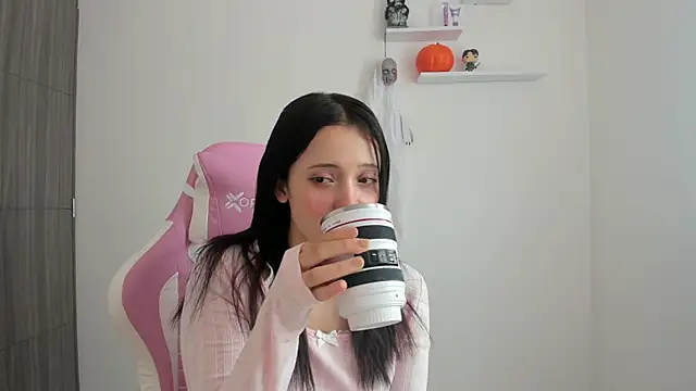 ImBunnyNova online show from 10-15-25, 01:55