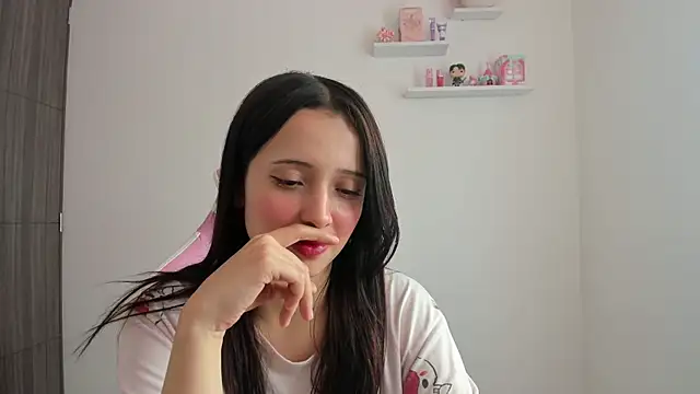 ImBunnyNova online show from 11-12-25, 04:07