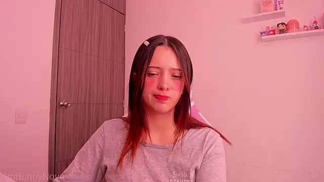 ImBunnyNova online show from 05-08-26, 02:11