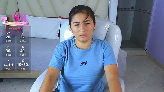 Snapshot of Katha03_ chatting on 11-01-25, 08:11 Katha03 online show from 11-01-25, 08:11