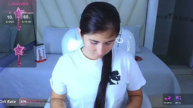 Snapshot of Katha03_ chatting on 11-21-25, 08:07 Katha03 online show from 11-21-25, 08:07