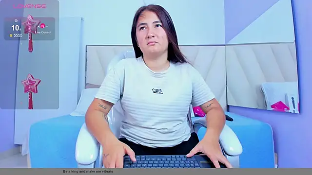 Snapshot of Katha03_ chatting on 03-05-26, 08:16 Katha03 online show from 03-05-26, 08:16