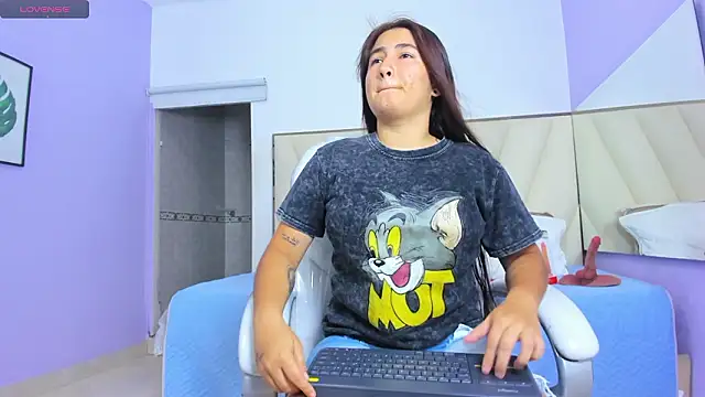 Snapshot of Katha03_ chatting on 03-07-26, 07:55 Katha03 online show from 03-07-26, 07:55